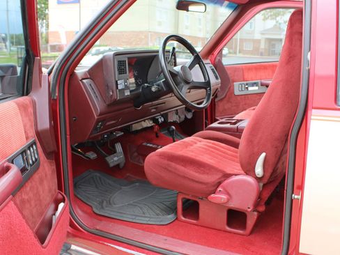 Used 1992 GMC Sierra 2500 4x4 Extended Cab image 9