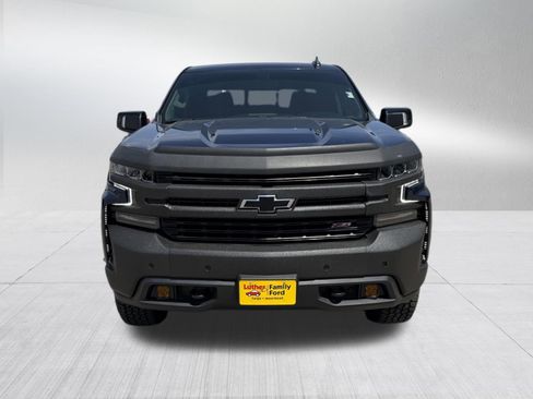 Used 2021 Chevrolet Silverado 1500 LT Trail Boss w/ Convenience Package II AWD/4WD image 2