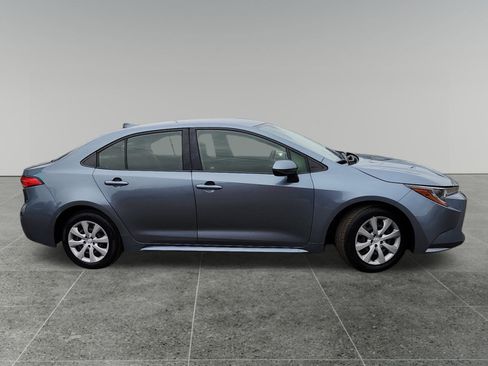 Used 2020 Toyota Corolla LE image 8