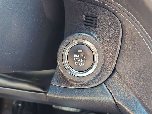 Used 2022 Subaru Outback Limited XT AWD/4WD image 28