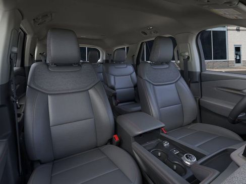 New 2026 Ford Explorer Active w/ Active Comfort Package image 10