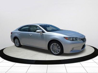 Used 2013 Lexus ES 350 w/ Luxury Pkg