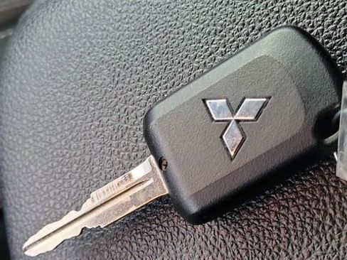 Used 2025 Mitsubishi Outlander Sport ES image 29