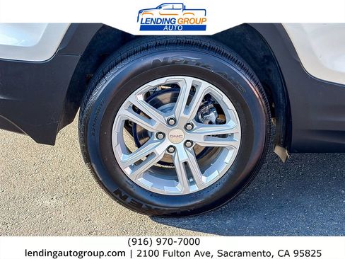 Used 2022 GMC Terrain SLE image 10