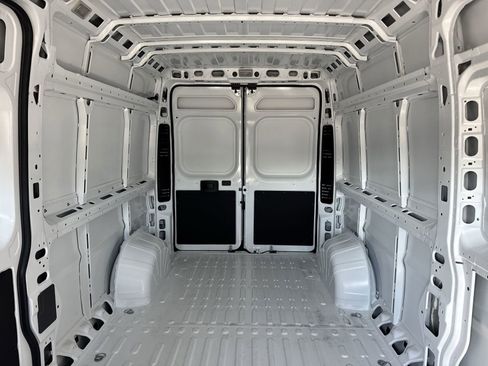 Used 2025 RAM ProMaster 2500 image 29