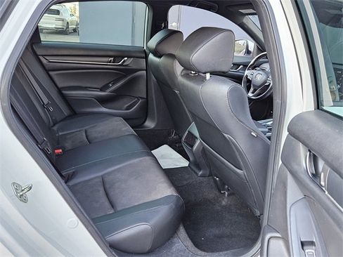 Used 2020 Honda Accord Sport image 15