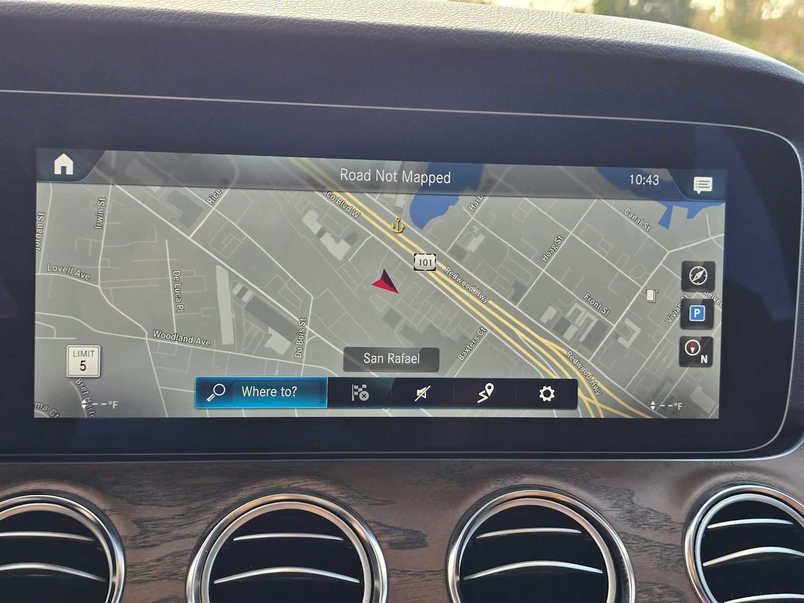 Used 2023 Mercedes-Benz E 450 4MATIC All-Terrain Wagon image 27