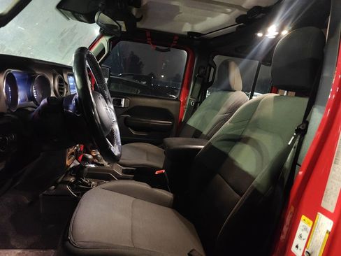 Used 2020 Jeep Gladiator Sport w/ Quick Order Package 24S image 8