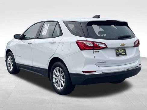 Used 2018 Chevrolet Equinox LS FWD image 5