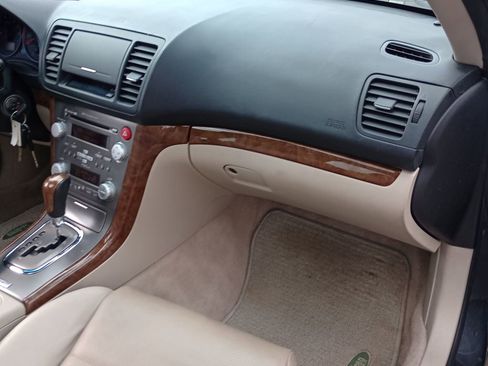 Used 2008 Subaru Outback 3.0R L.L. Bean image 22