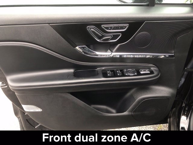 Certified 2023 Lincoln Corsair AWD image 21
