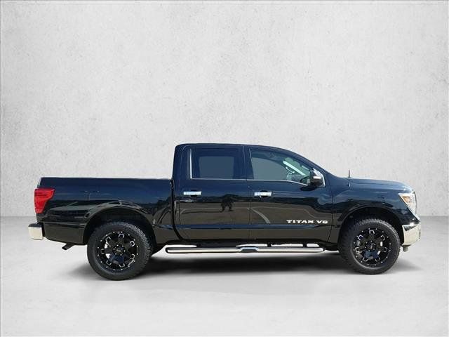 Used 2019 Nissan Titan SV RWD image 4