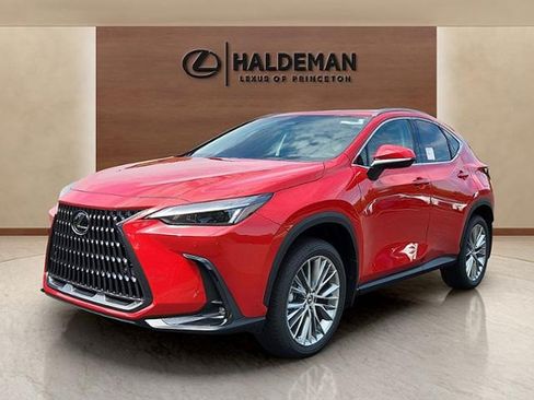 Used 2025 Lexus NX 350 AWD w/ Accessory Package (2T) image 2