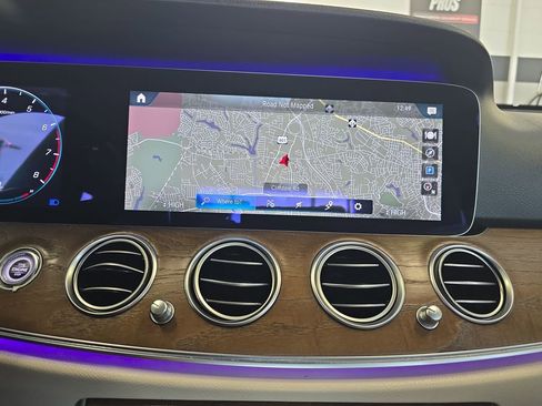 Certified 2021 Mercedes-Benz E 350 4MATIC Sedan image 25