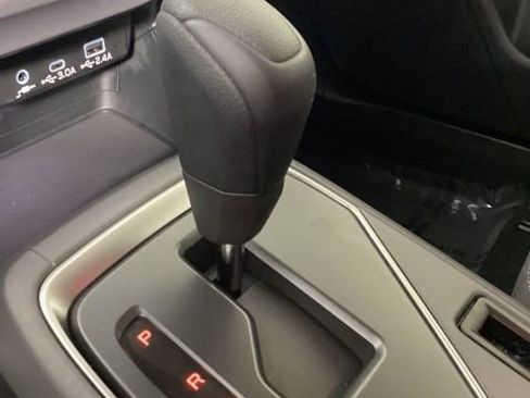 Used 2025 Subaru Crosstrek 2.0i Premium w/ Convenience Package #2 image 22