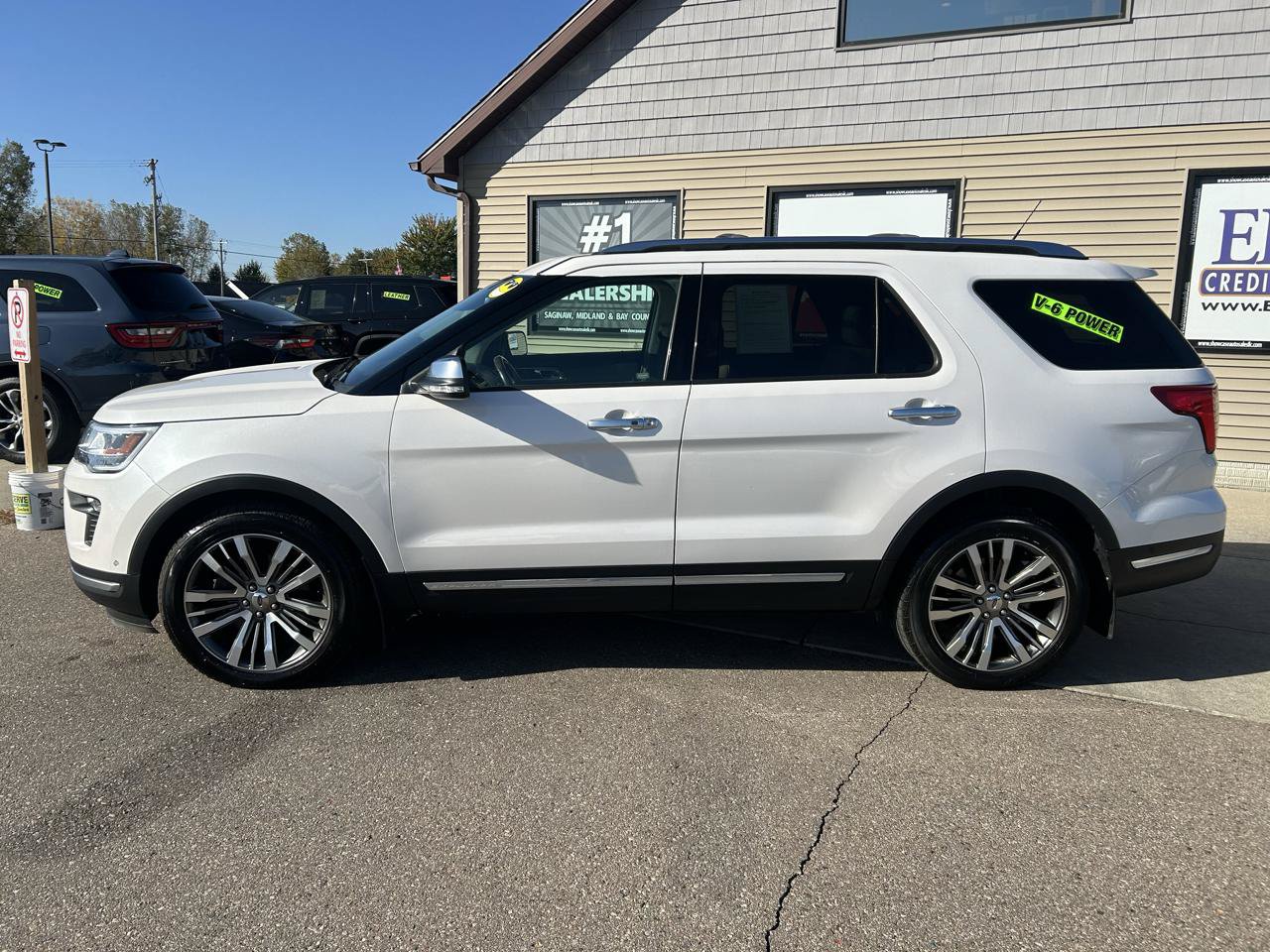 Used 2018 Ford Explorer Platinum AWD/4WD image 8