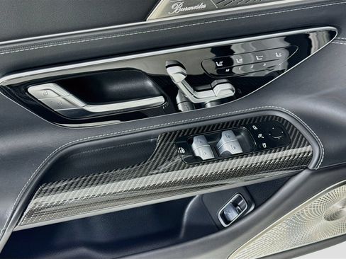Certified 2022 Mercedes-Benz SL 63 AMG 4MATIC image 19