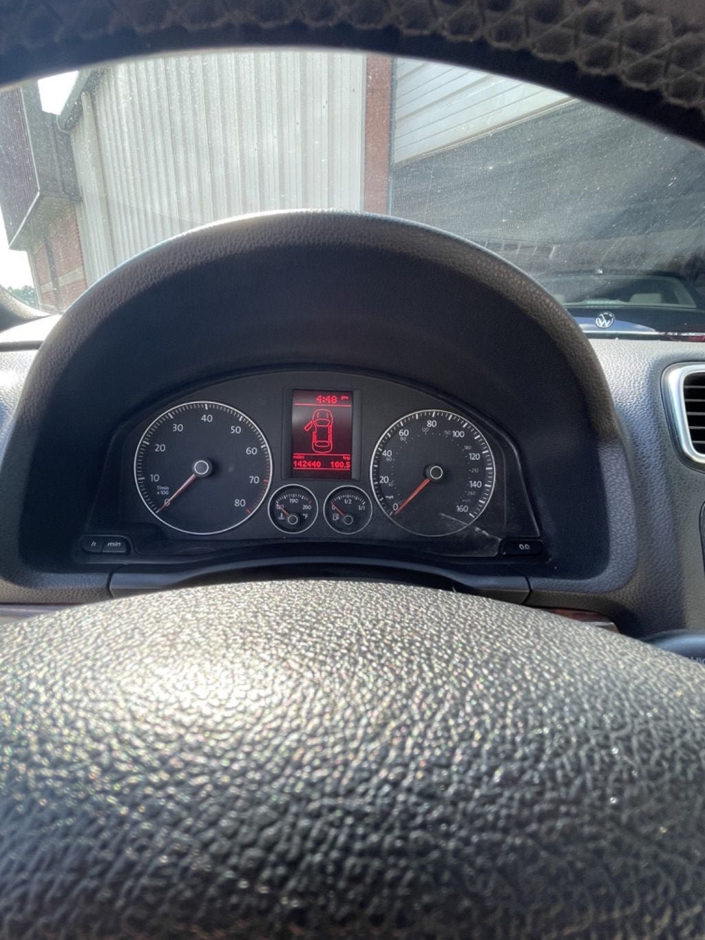 Used 2009 Volkswagen Eos Lux FWD image 17