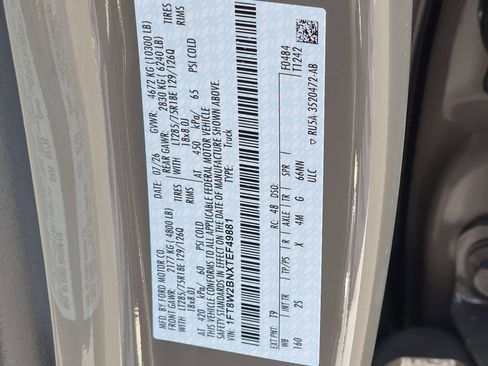 New 2026 Ford F250 XLT w/ XLT Premium Package AWD/4WD image 24