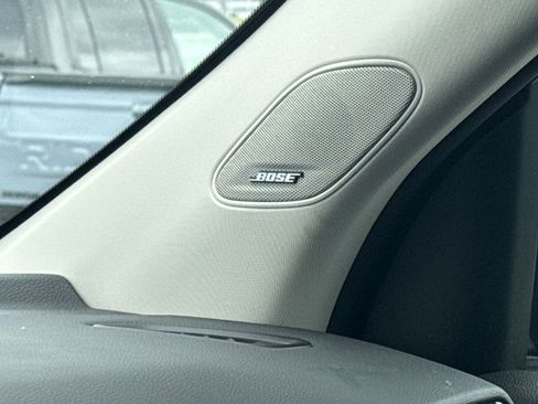 Certified 2023 Honda Pilot Elite image 38