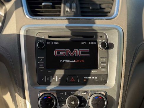 Used 2014 GMC Acadia SLE image 36
