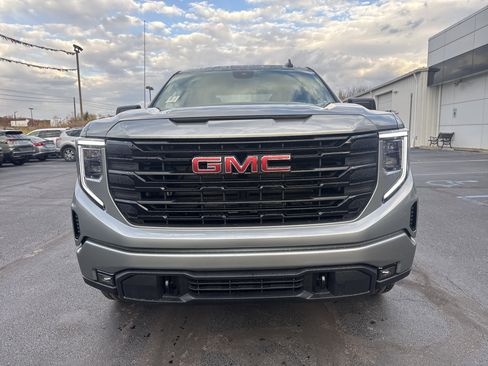 New 2026 GMC Sierra 1500 Elevation image 9
