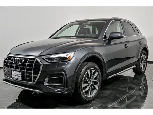 Used 2021 Audi Q5 2.0T Premium Plus w/ Premium Plus Package AWD/4WD image 5