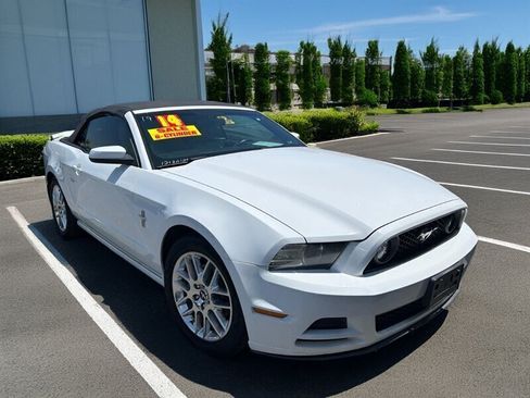 Used 2014 Ford Mustang Premium w/ Equipment Group 202A RWD image 27