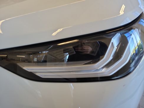Used 2025 BMW X3 xDrive30i w/ Convenience Package AWD/4WD image 9