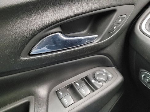 Used 2021 Chevrolet Equinox LT image 27