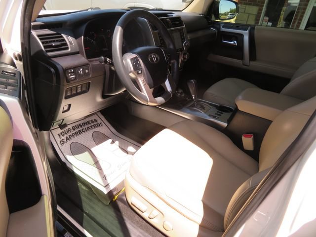 Used 2021 Toyota 4Runner SR5 Premium w/ Moonroof Package AWD/4WD image 21