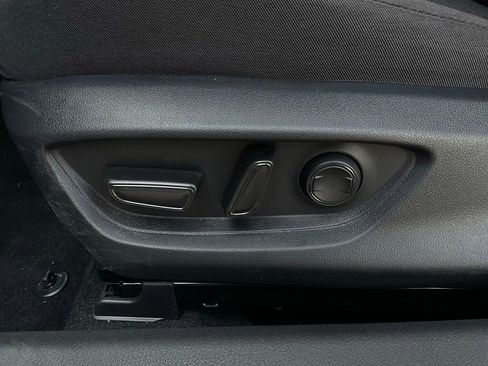 Used 2026 Toyota Camry LE w/ Convenience Package image 11