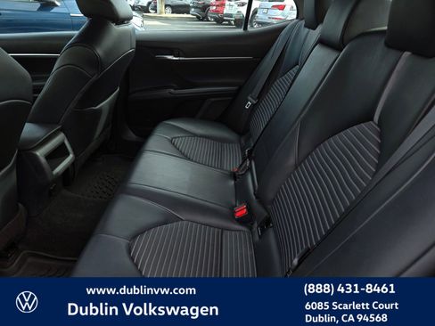 Used 2023 Toyota Camry SE image 11