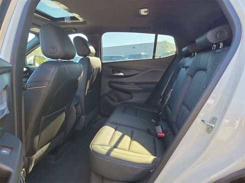 New 2025 Buick Envista Avenir image 13