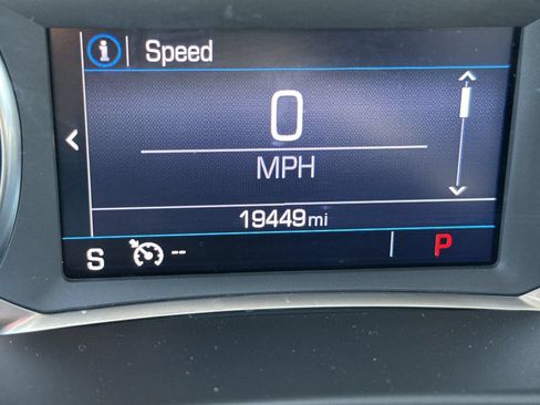 Used 2023 GMC Acadia SLE FWD image 24