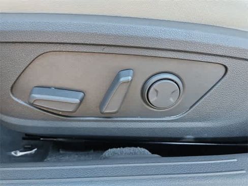 Certified 2023 Hyundai Sonata SEL w/ Convenience Package image 17