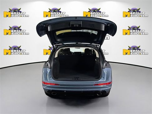 Used 2024 Lincoln Corsair Reserve w/ Jet Appearance Package image 23