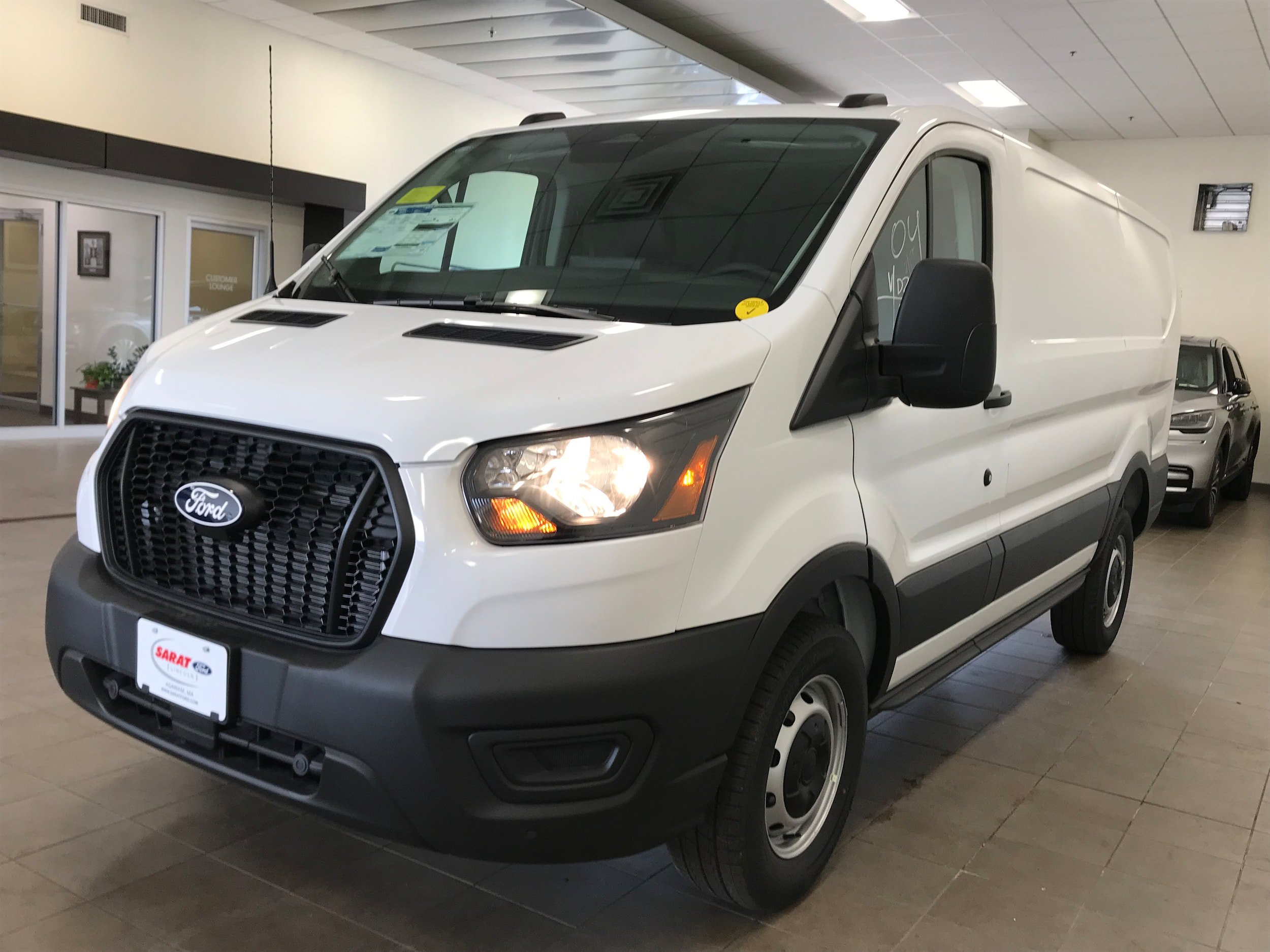New 2027 Ford Transit 250 Low Roof RWD image 4
