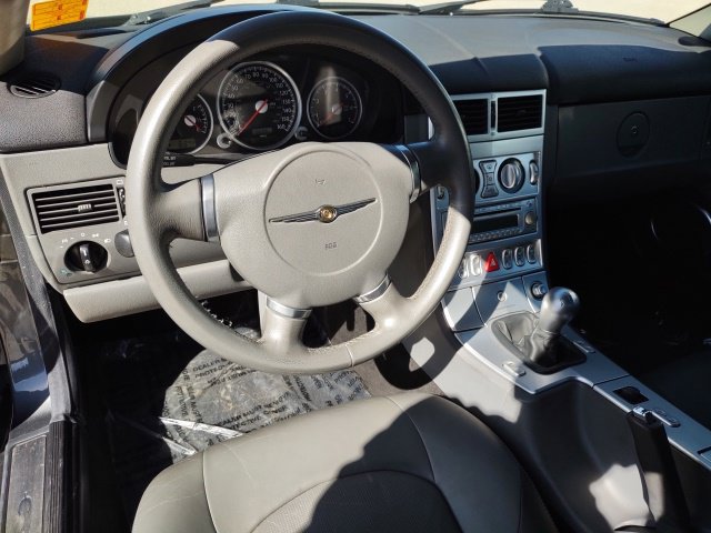 Used 2005 Chrysler Crossfire Limited RWD image 16