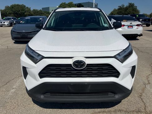 Used 2025 Toyota RAV4 LE AWD/4WD image 2