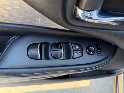 Used 2015 Nissan Murano Platinum w/ Platinum Technology Package AWD/4WD image 28