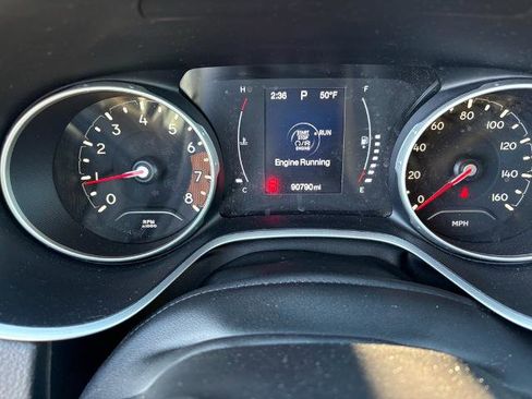 Used 2017 Jeep Compass Sport w/ Cold Weather Group image 18