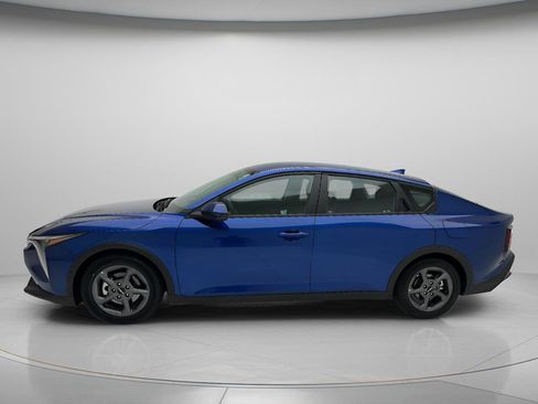 Used 2025 Kia K4 FWD image 4