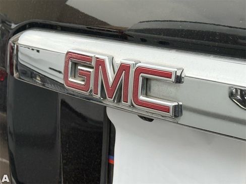 Used 2016 GMC Yukon XL Denali w/ Open Road Package image 13