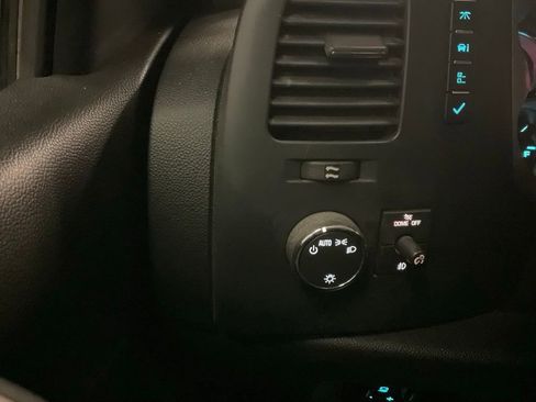 Used 2009 Chevrolet Silverado 1500 LT w/ Power Pack Plus AWD/4WD image 15