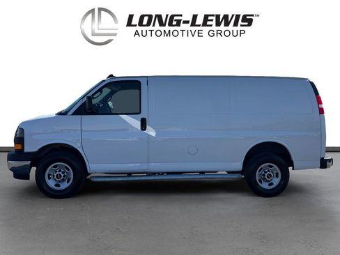 Used 2024 GMC Savana 2500 w/ Driver Convenience Package image 2