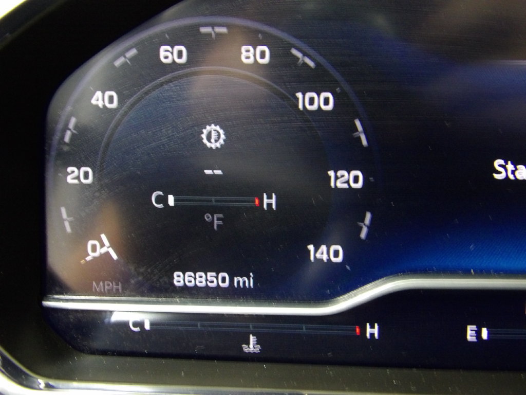 Used 2024 Chevrolet Silverado 2500 High Country w/ High Country Premium Package AWD/4WD image 15