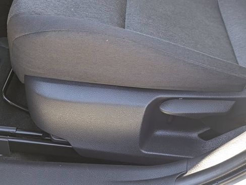 Used 2025 Toyota Camry SE FWD image 25
