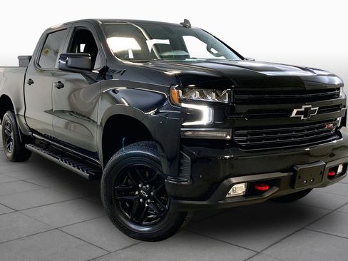 Used 2022 Chevrolet Silverado 1500 LT Trail Boss w/ Convenience Package II AWD/4WD image 2