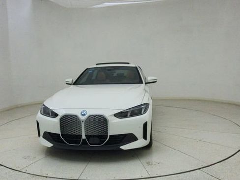 Used 2025 BMW i4 xDrive40i w/ Premium Package image 66